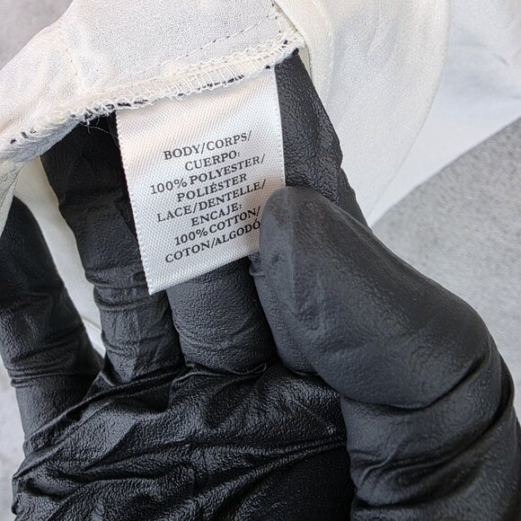 Ann Taylor Blouse Womens 10P Petite Cream Black Lace Floral Scallop Hem New - Picture 7 of 9